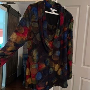 Women’s multi color long sleeve Fall top